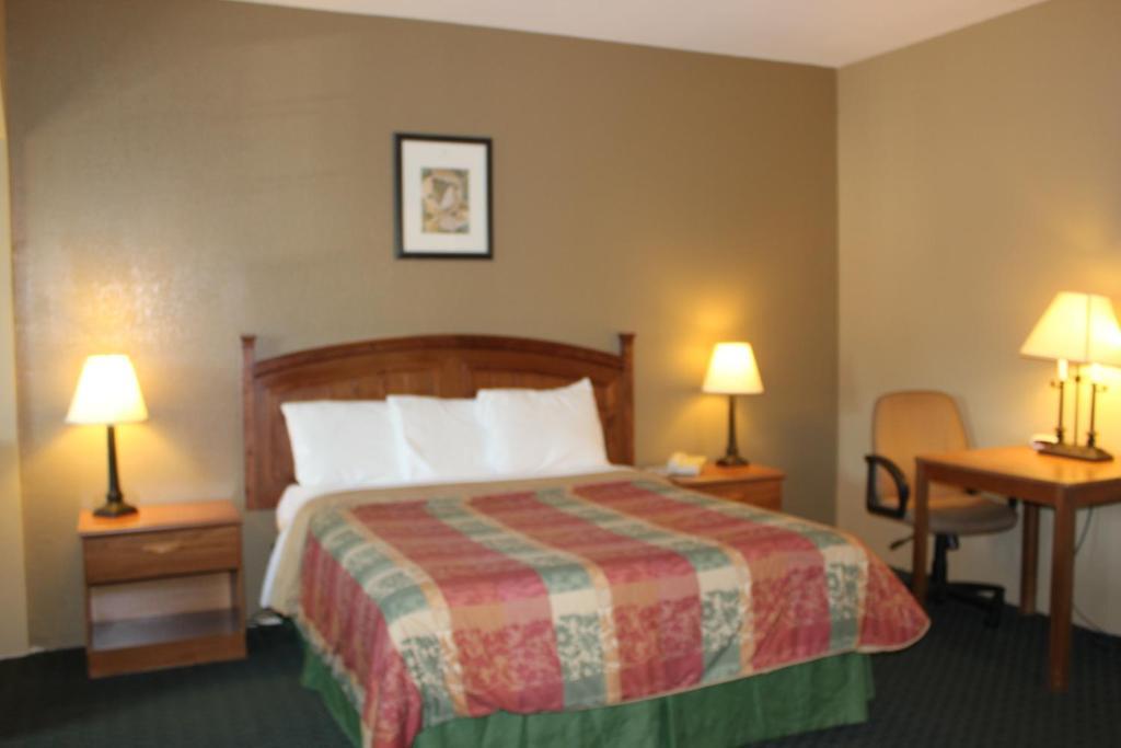 Holland Inn And Suites Taft Номер фото