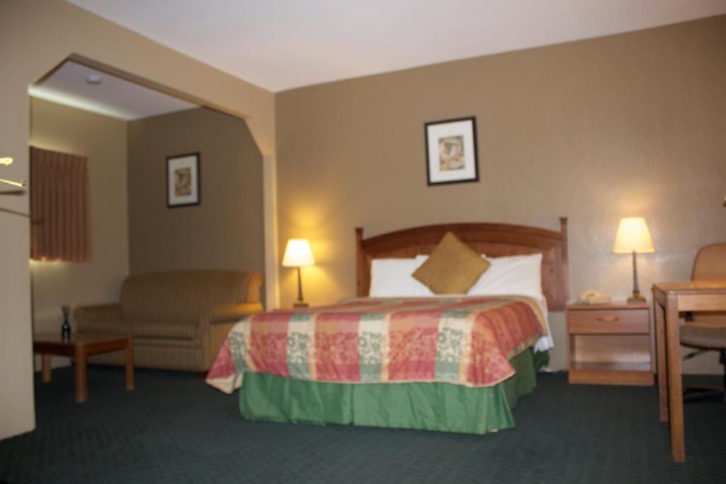 Holland Inn And Suites Taft Экстерьер фото