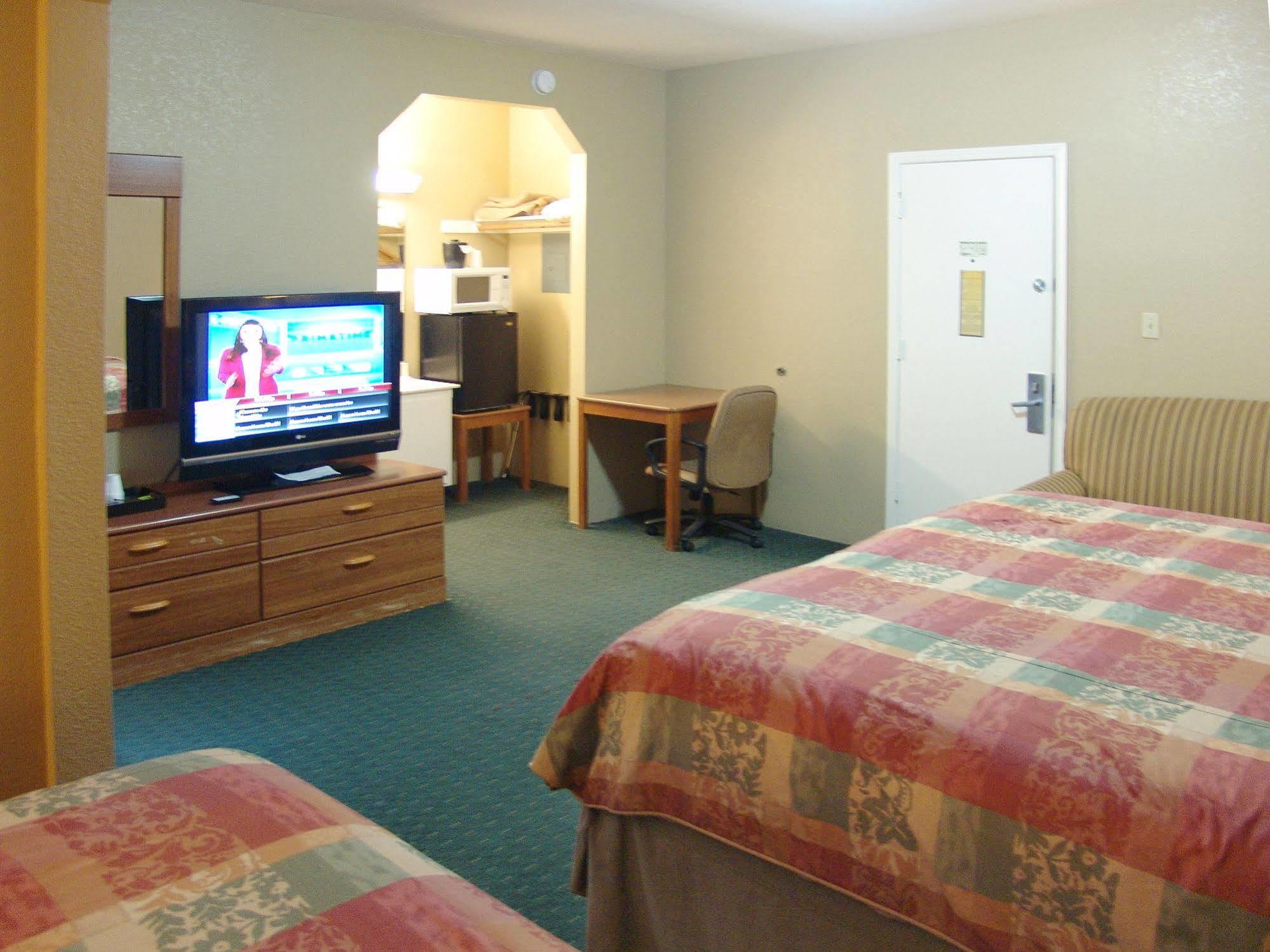 Holland Inn And Suites Taft Экстерьер фото