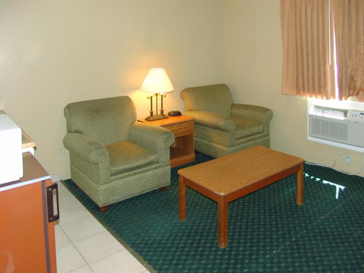 Holland Inn And Suites Taft Экстерьер фото