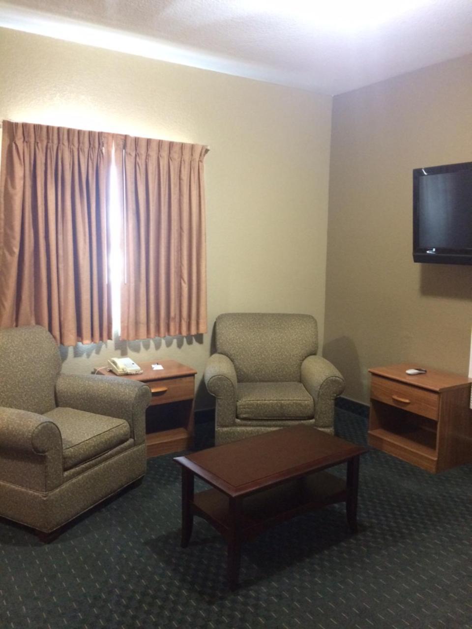 Holland Inn And Suites Taft Экстерьер фото