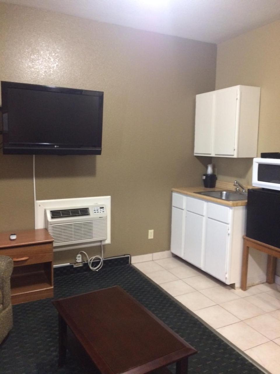Holland Inn And Suites Taft Экстерьер фото